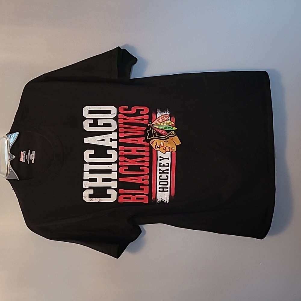 Chicago Blackhawks Black T-Shirt | Size Large